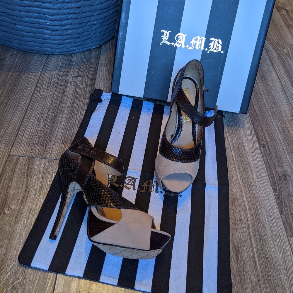 NIB (W6.5) - L.A.M.B Cho Snakeskin + Suede Platform Sandal